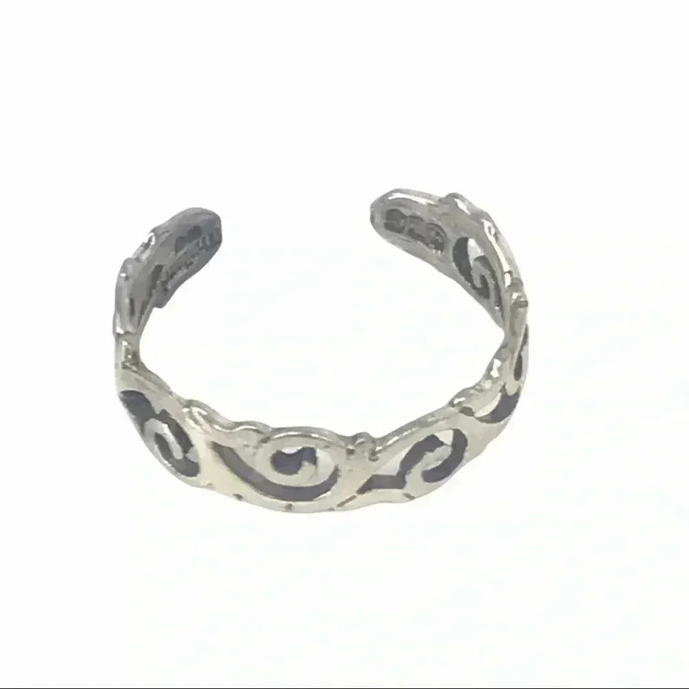 925 STAMPED STERLING SILVER WAVES IN THE WIND ADJUSTABLE TOE RING SIZE XS